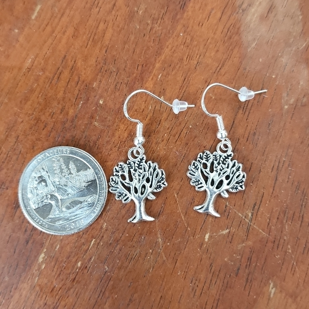 Tree earrings